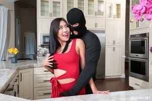 Người yêu cũ vừa chia tay đã lấy chồng và cái kết