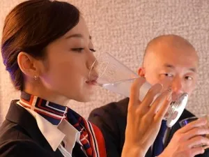 Bố sướng quá lỡ bắn tinh vào lồn con rồi