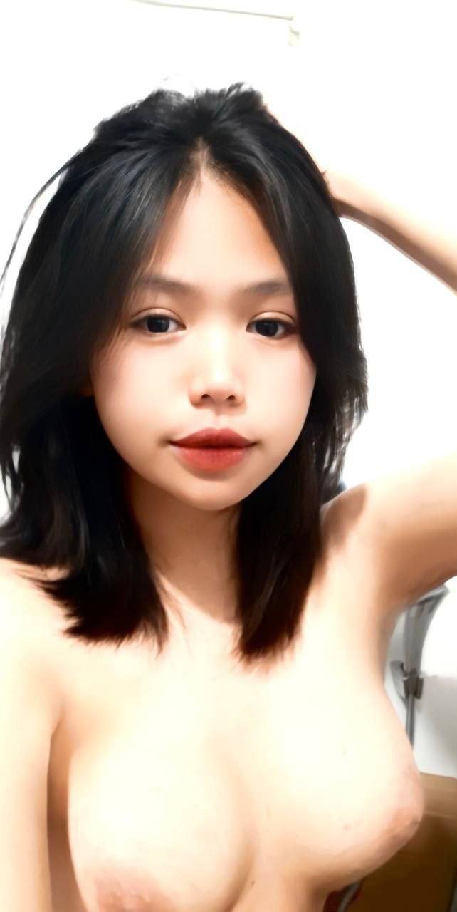 Sự quyến rũ bởi cặp mông to gợi cảm của minori kawana